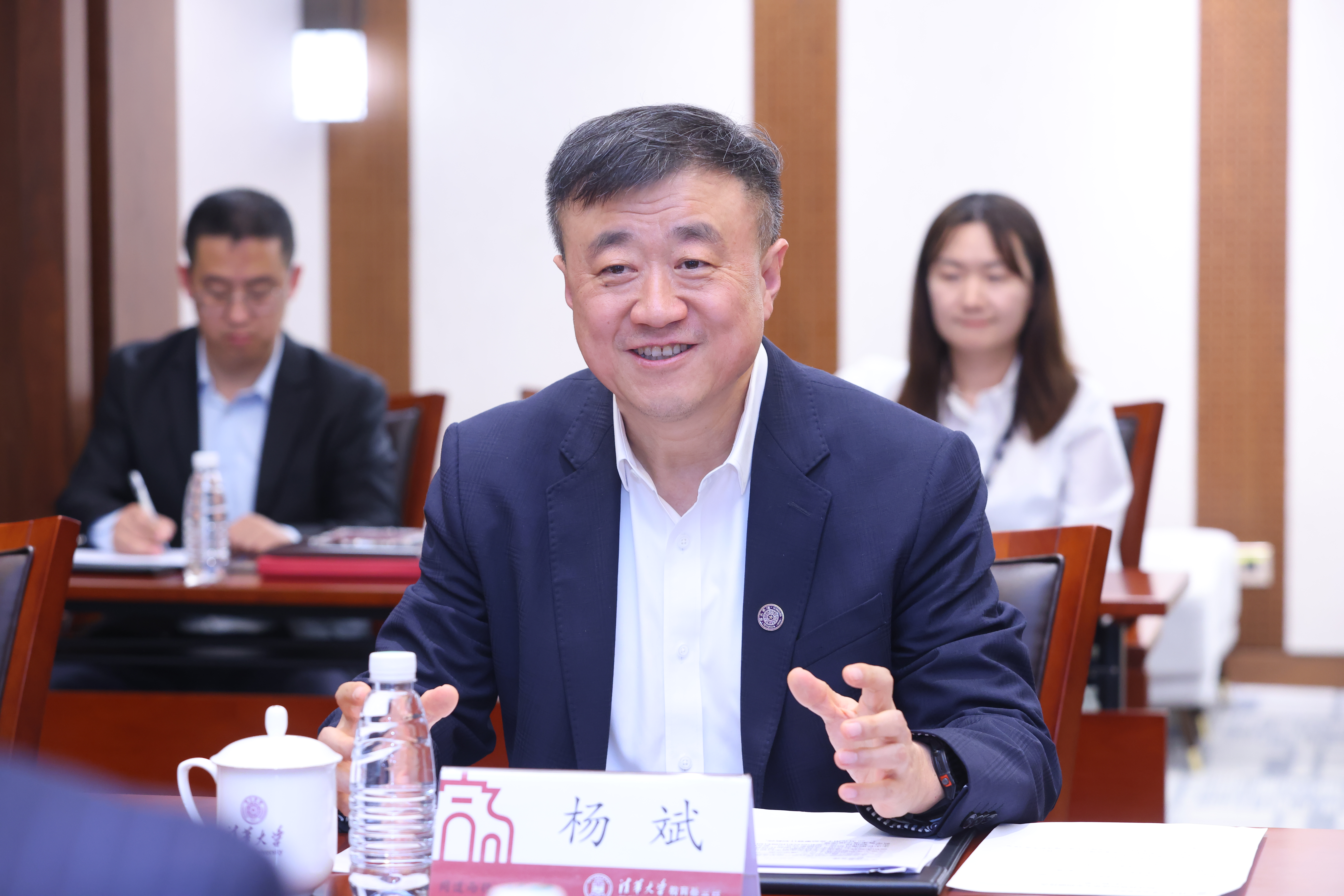 20240417-邬雄辉校友捐赠支持华体会娱乐平台攀登计划-许德刚-图说 (6).JPG