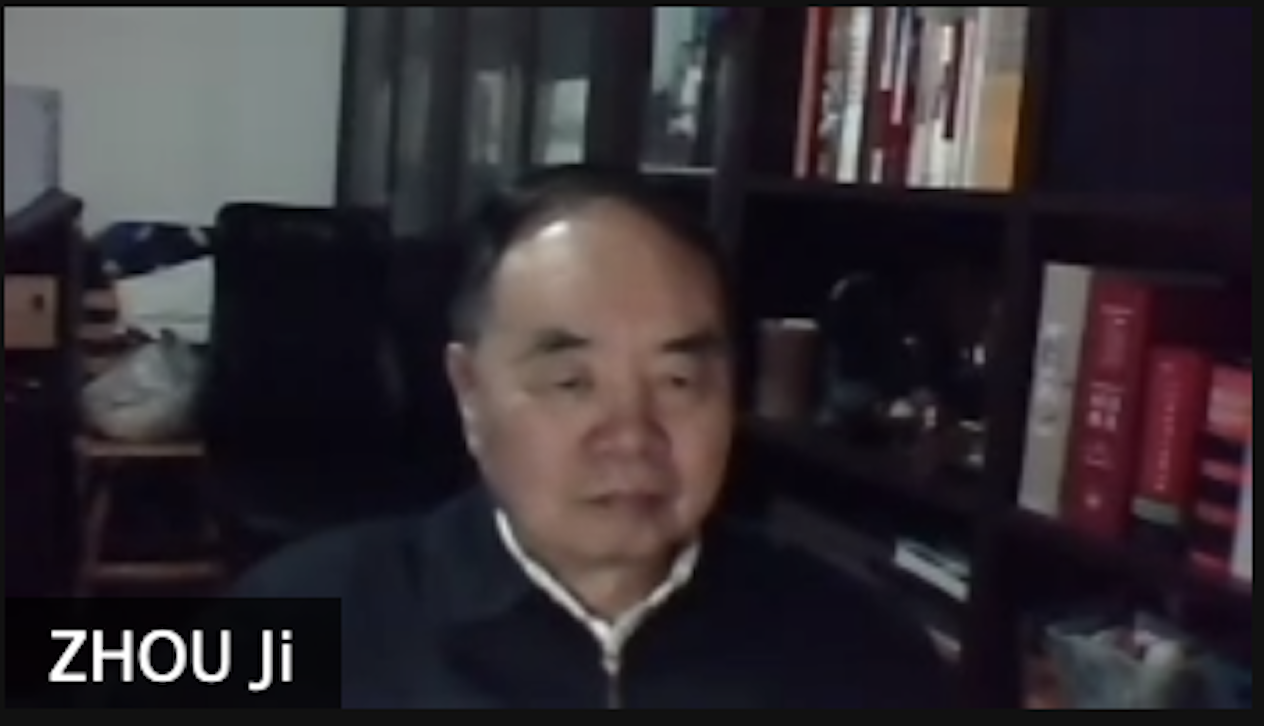 穿黑色衣服的人描述已自动生成 穿黑色衣服的人描述已自动生成