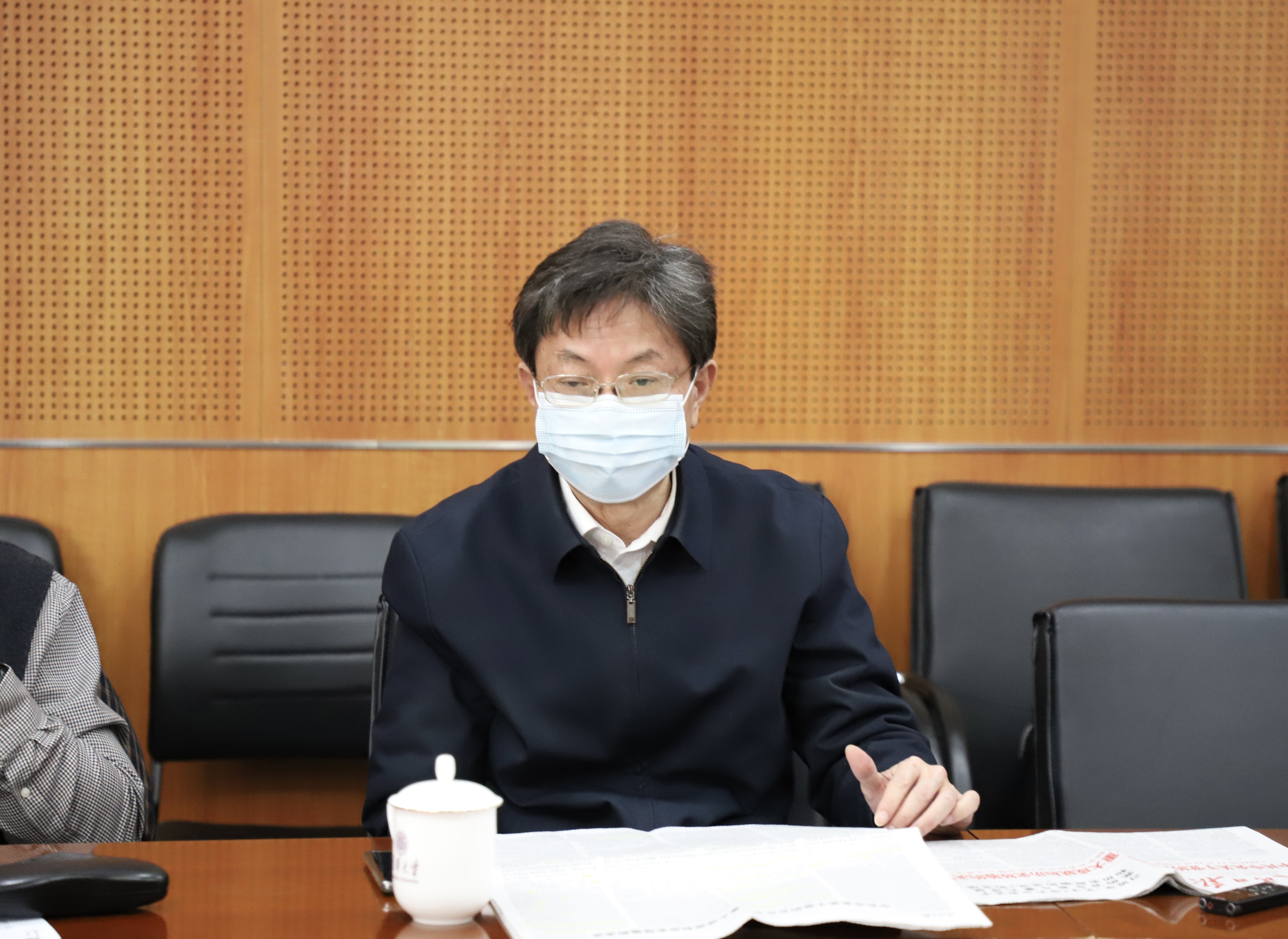 20211119-纪委全会-常悦-李一兵主持会议jpeg 20211119-纪委全会-常悦-李一兵主持会议jpeg