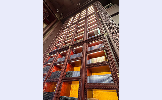 空白背景new - 副本 (2).jpg