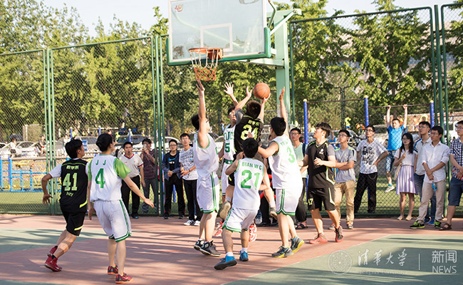 图为比赛现场 - 副本.jpg